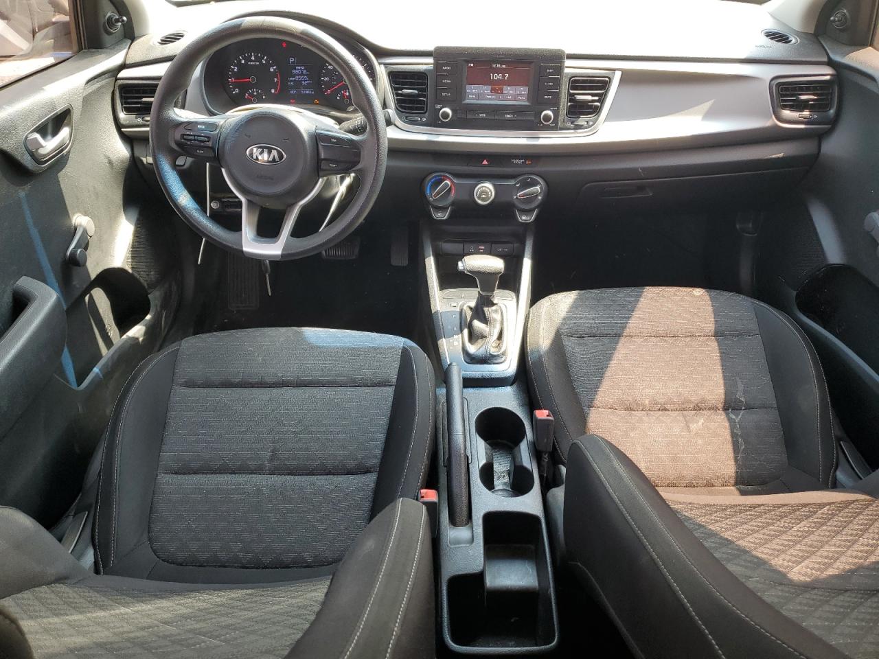 3KPA25AB2JE047485 2018 Kia Rio Lx