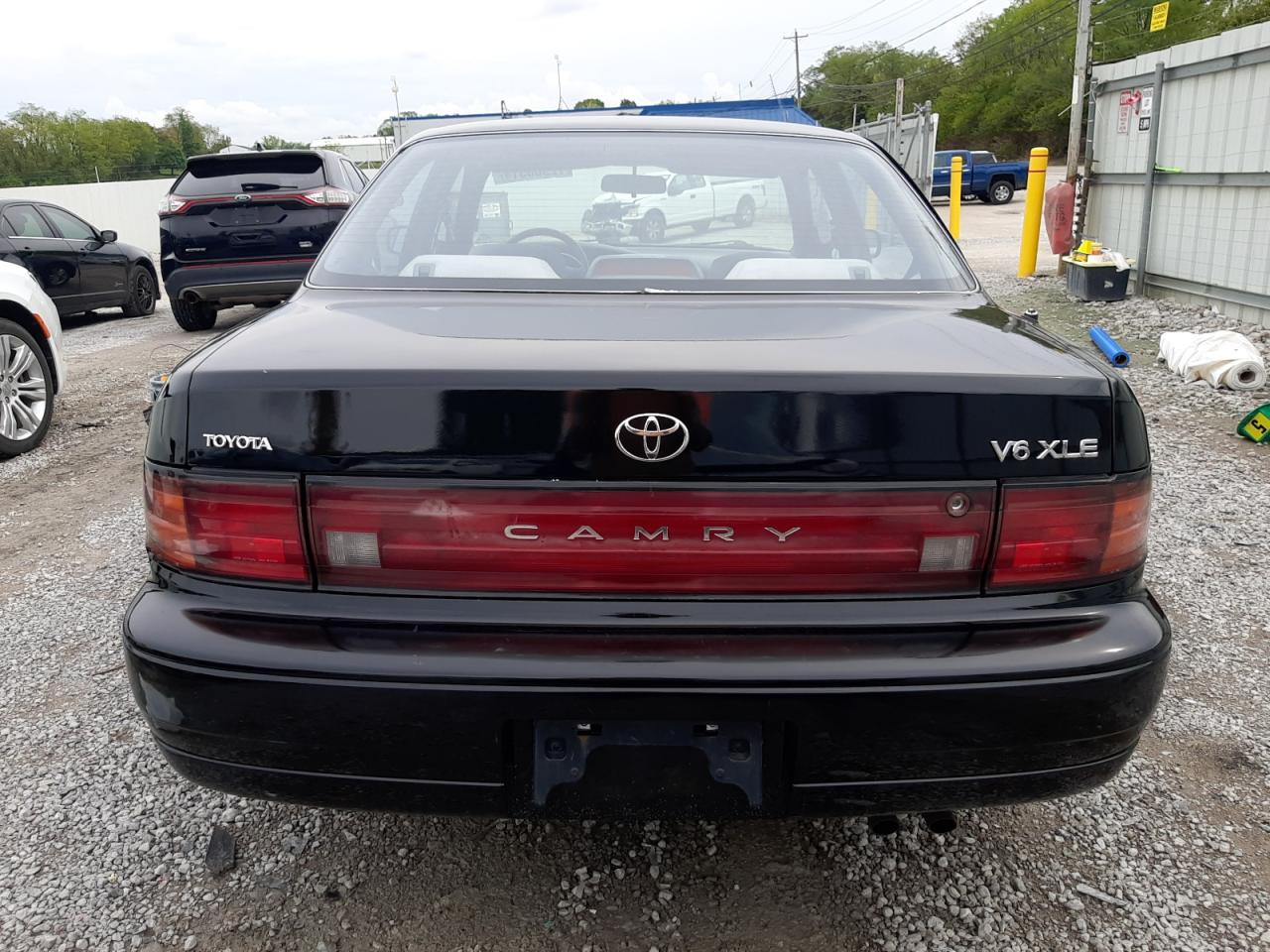 1992 Toyota Camry Xle VIN: JT2VK13E2N0090331 Lot: 72986514