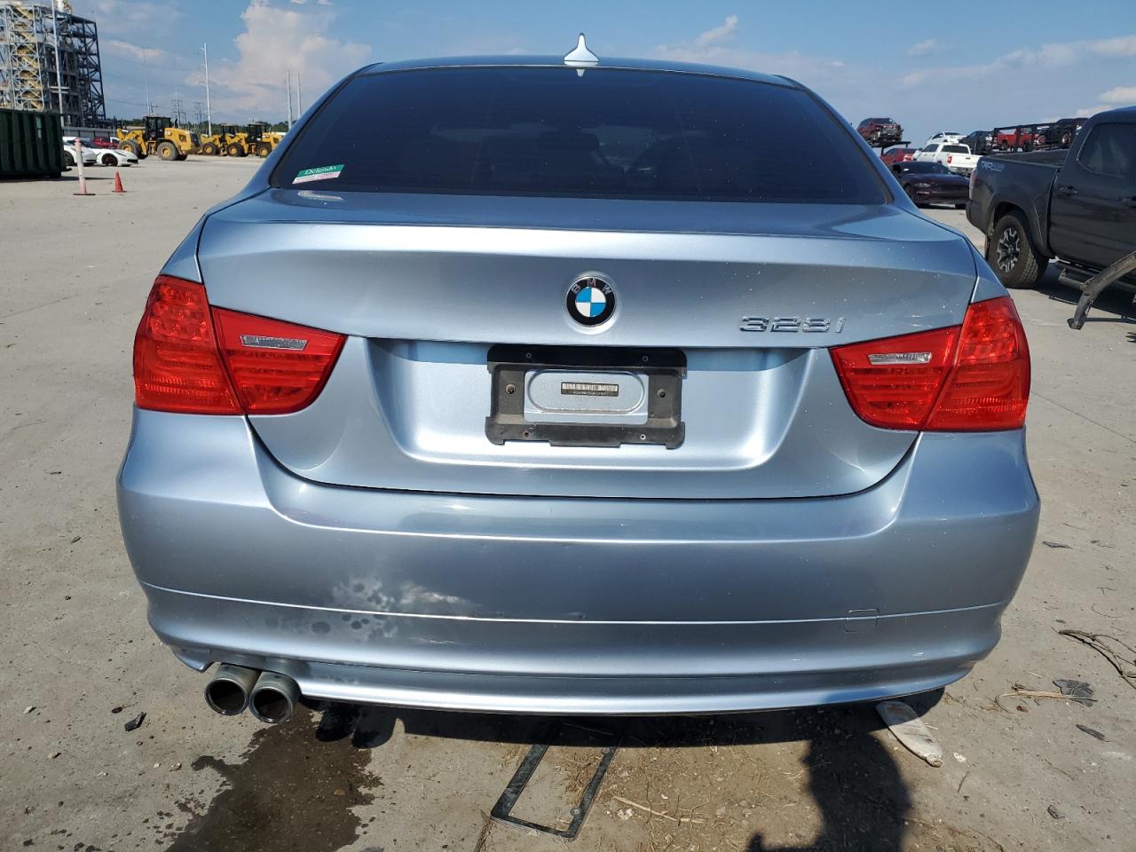 2011 BMW 328 I Sulev VIN: WBAPH5G54BNM73165 Lot: 72258344