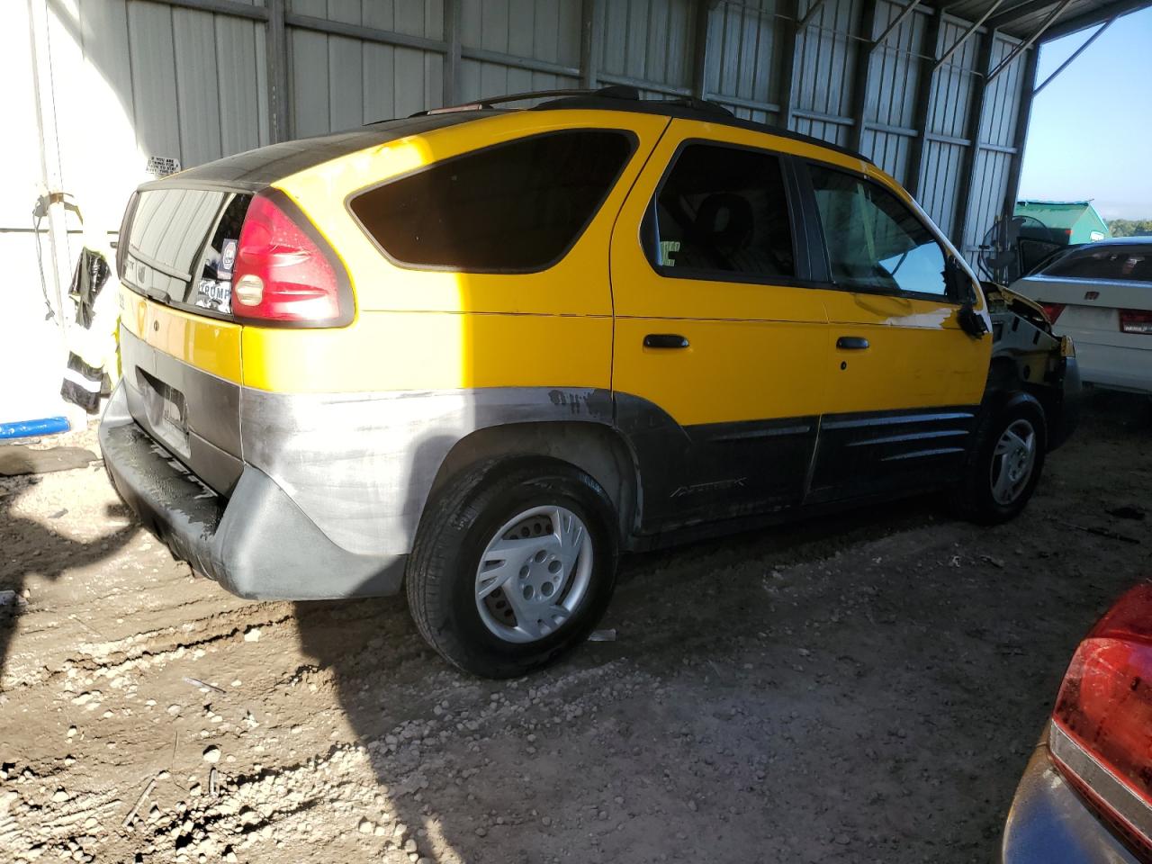 2001 Pontiac Aztek - Image 3