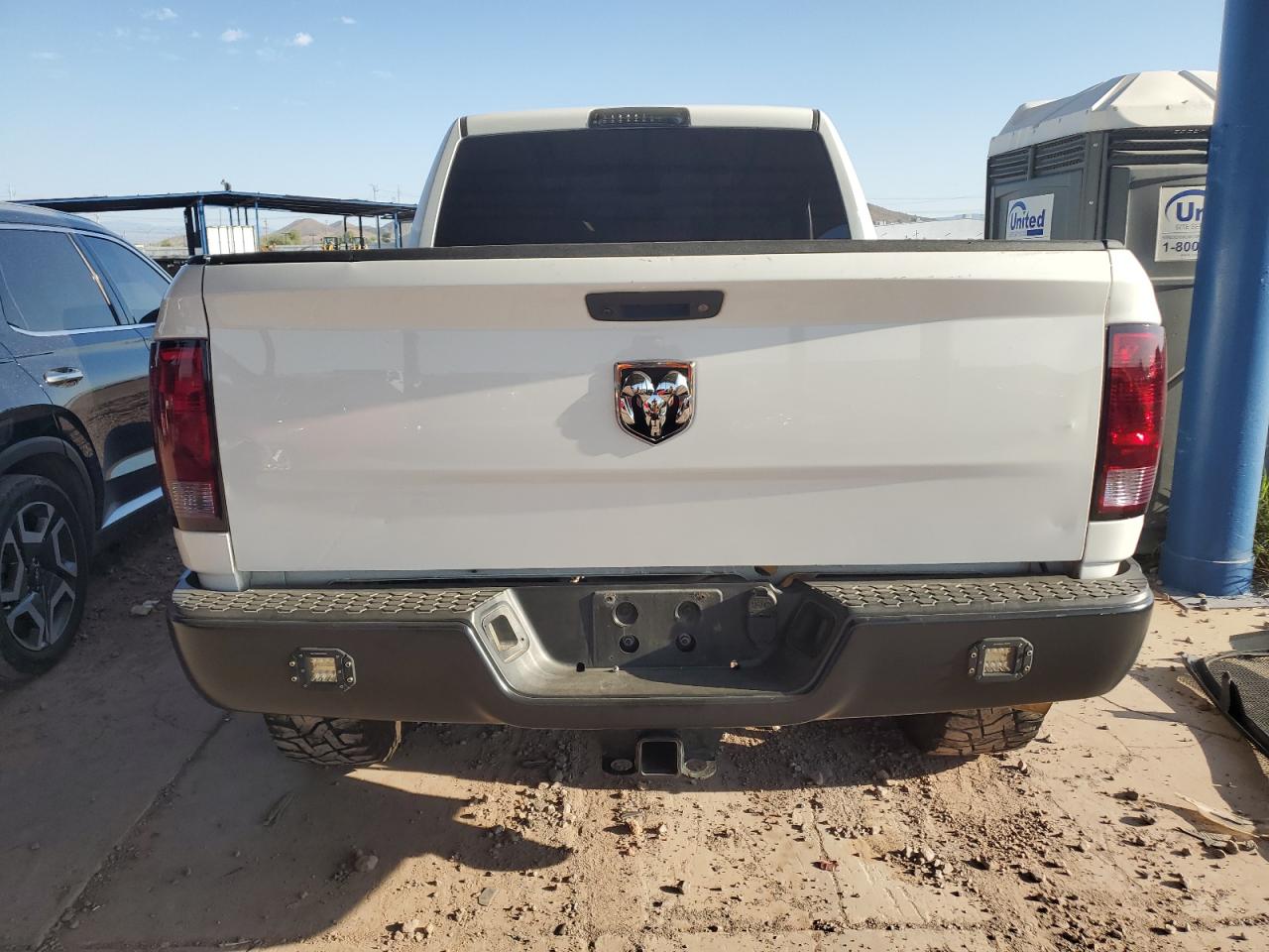 2018 Ram 2500 St VIN: 3C6UR5CLXJG418905 Lot: 70842534