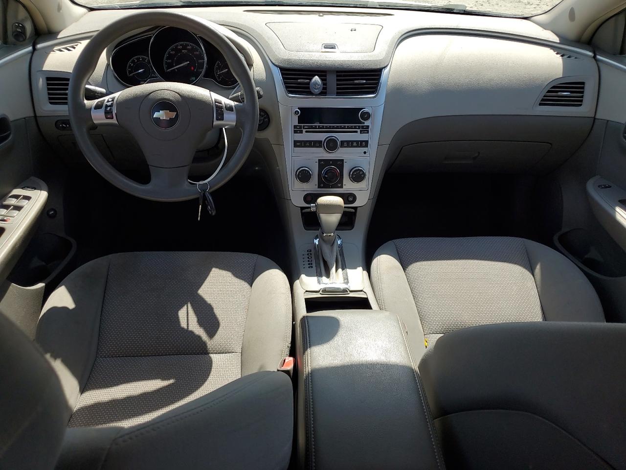 2008 Chevrolet Malibu - Image 8