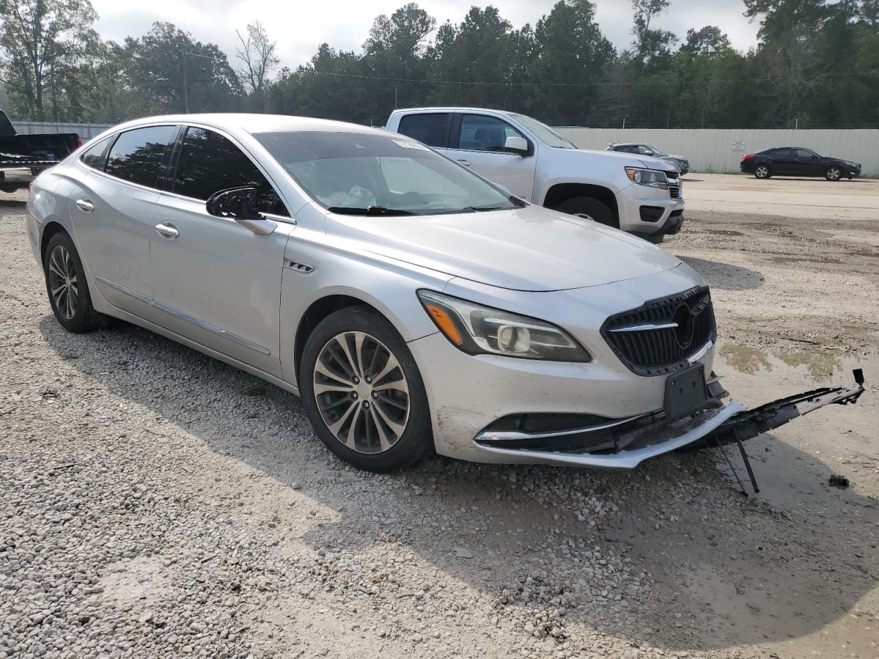 2017 Buick LaCrosse - Image 4