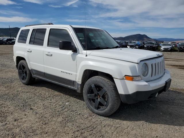  JEEP PATRIOT 2015 Белый