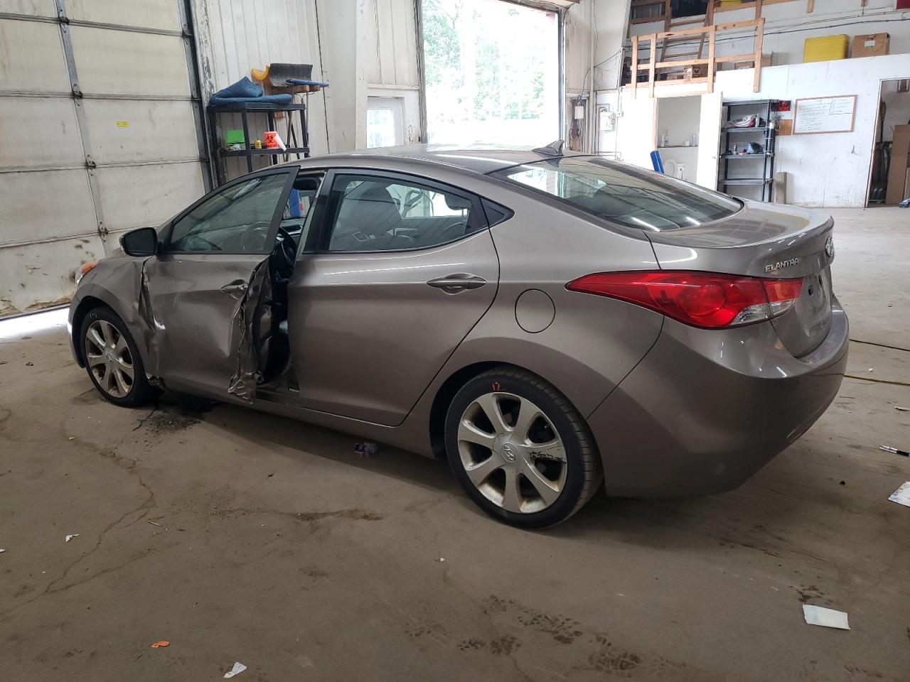 2012 Hyundai Elantra - Image 2