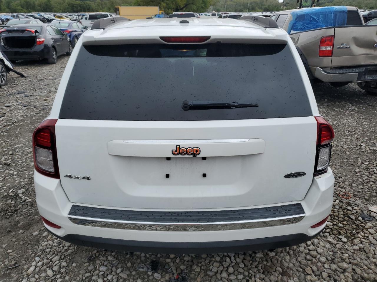 1C4NJDEB7HD137249 2017 Jeep Compass Latitude