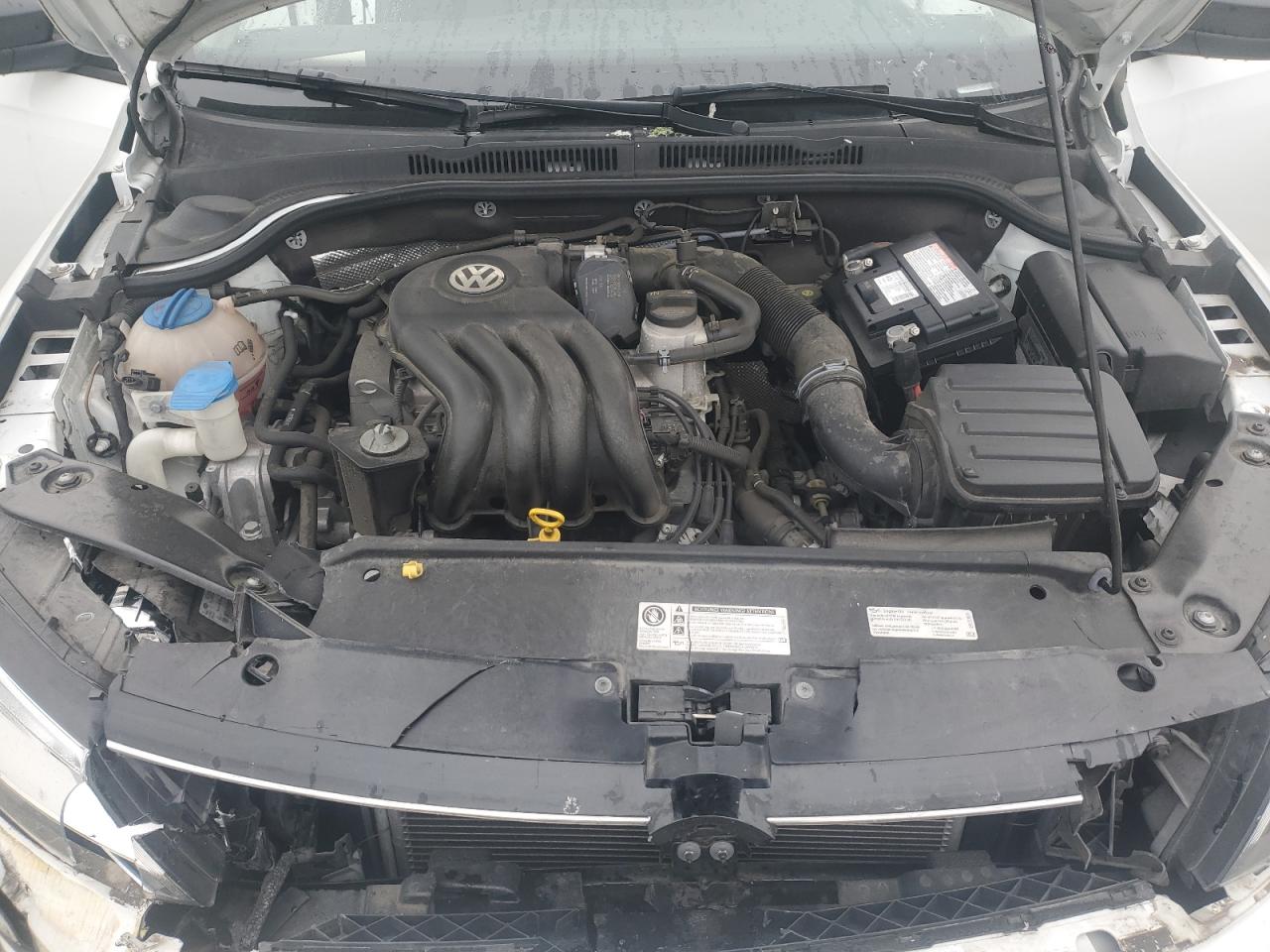 3VW2K7AJXFM318715 2015 Volkswagen Jetta Base