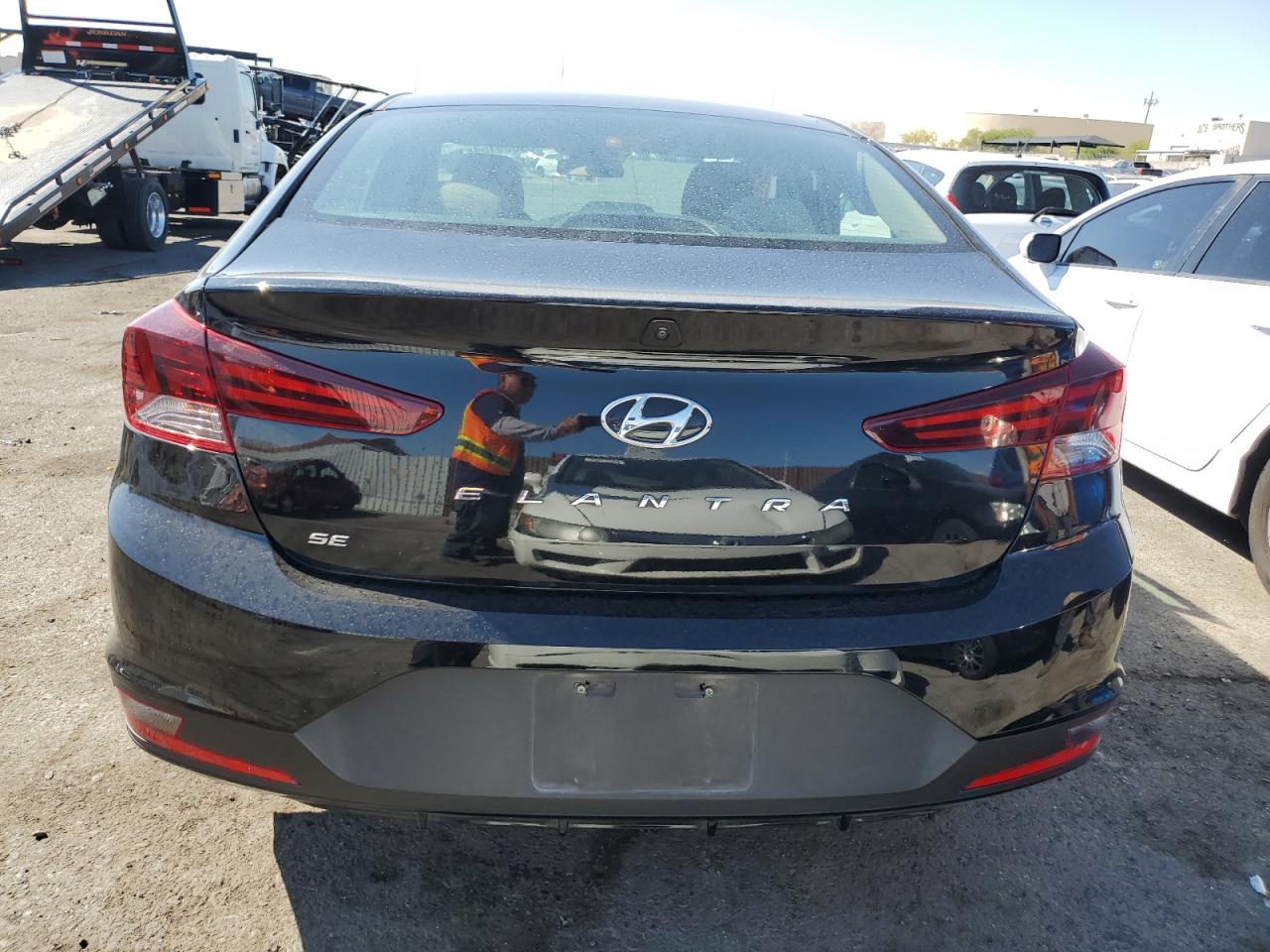 2020 Hyundai Elantra Se VIN: 5NPD74LF6LH597148 Lot: 69659154