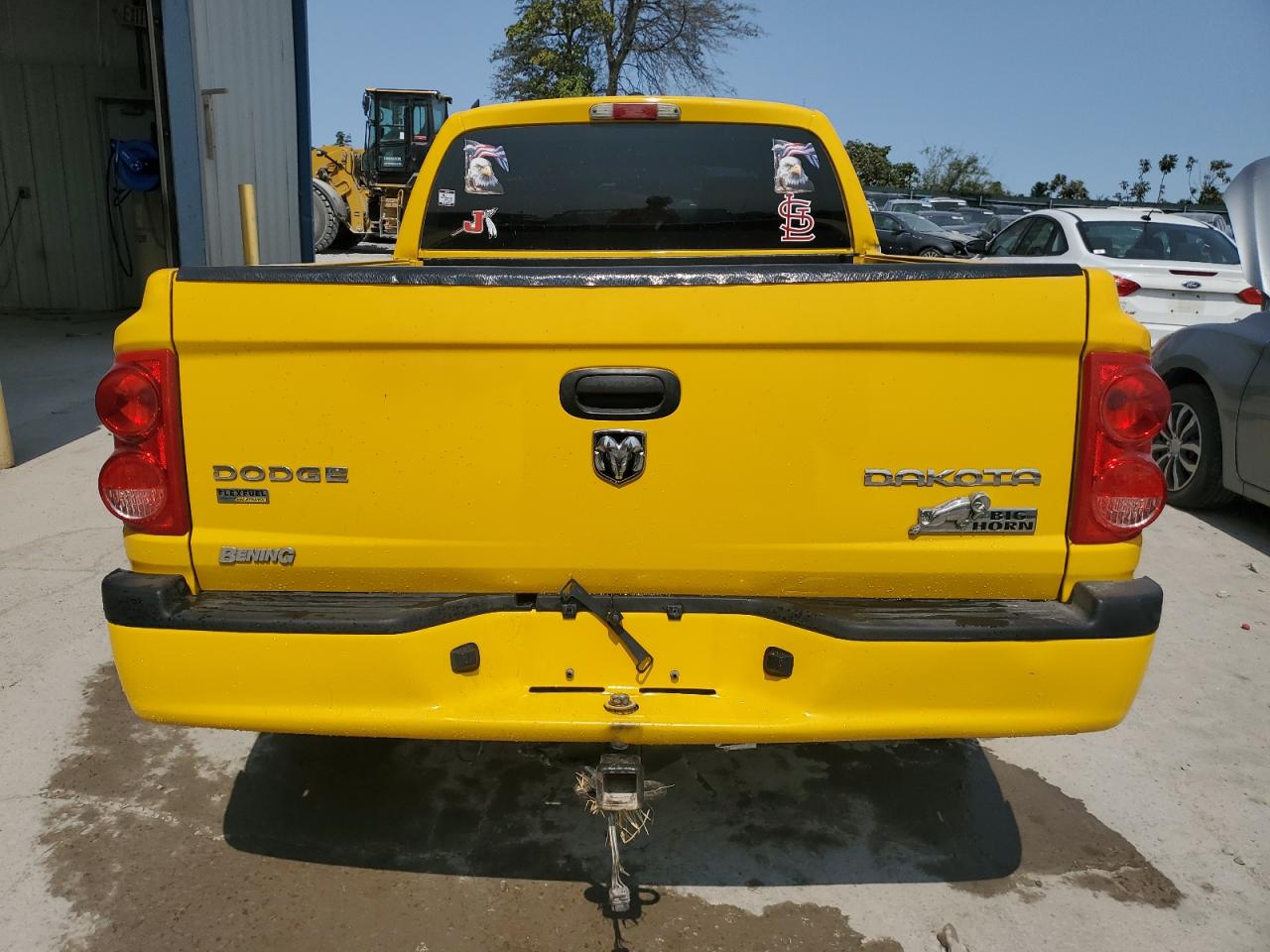 2009 Dodge Dakota Sxt VIN: 1D7HW38P49S735236 Lot: 70824954