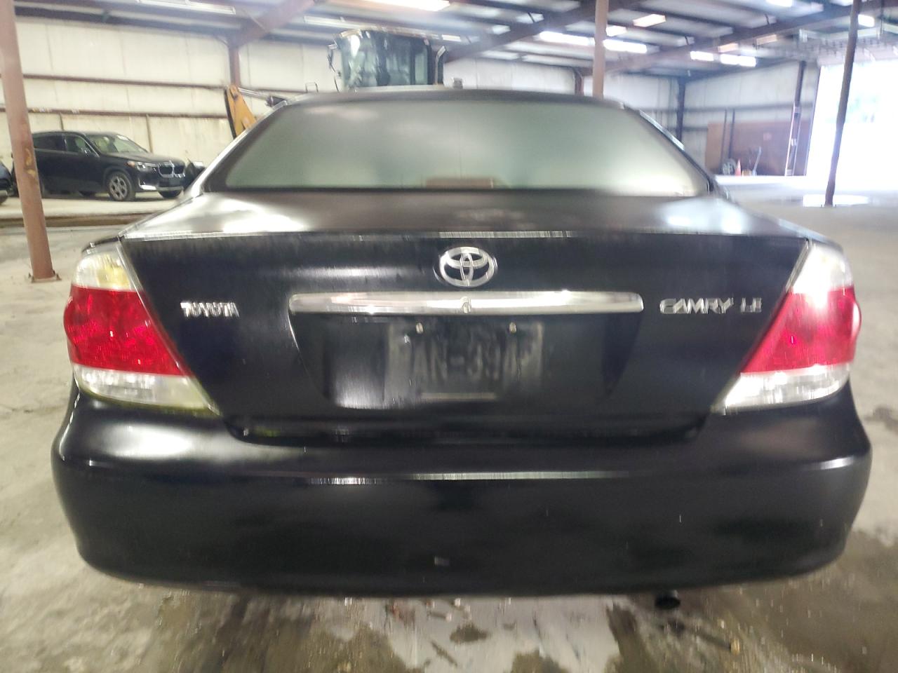 2005 Toyota Camry Le VIN: 4T1BE32K25U010597 Lot: 70746794