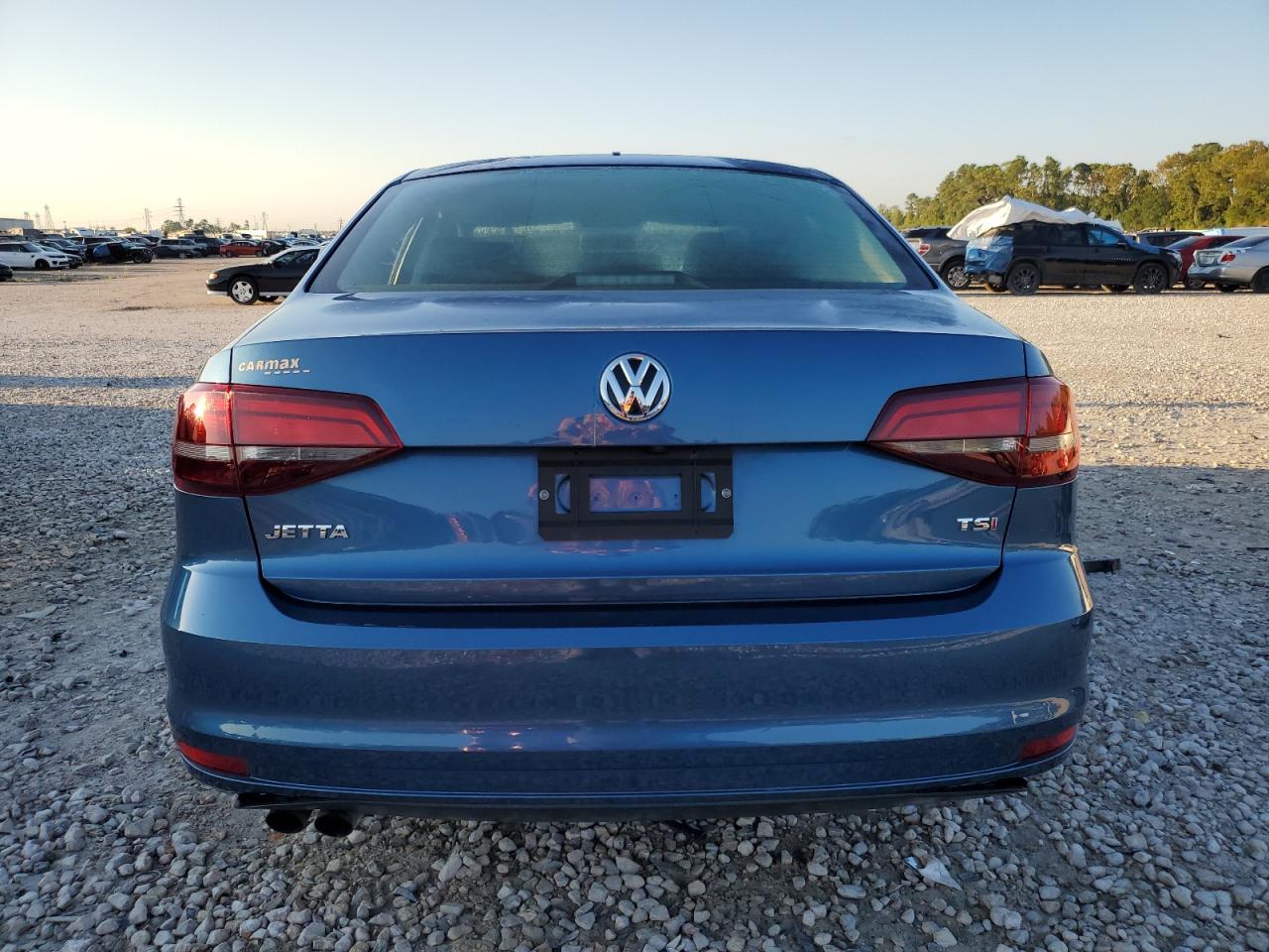 3VW2B7AJ9JM229730 2018 Volkswagen Jetta S