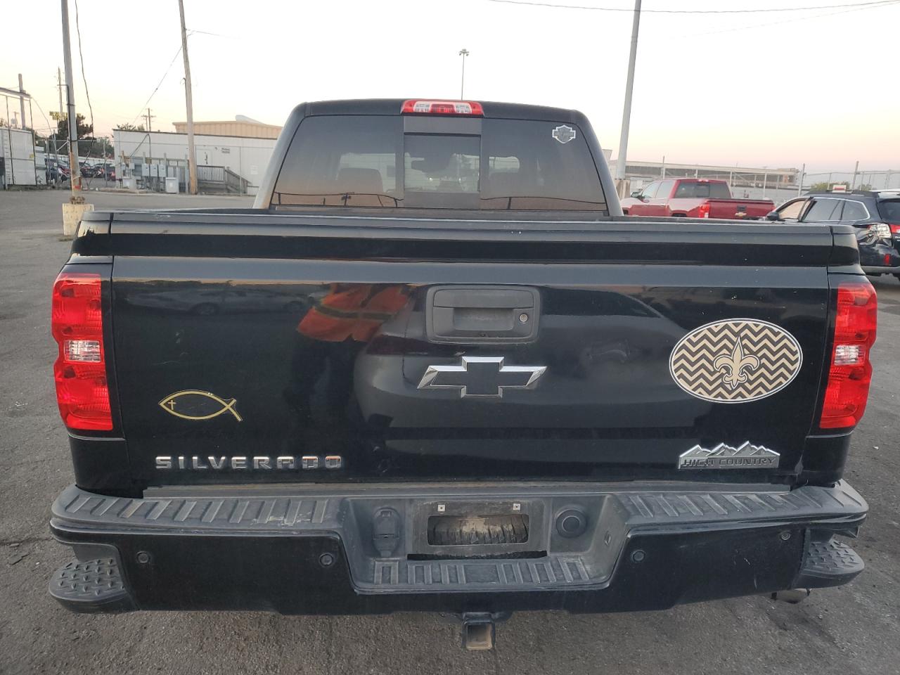 2015 Chevrolet Silverado - Image 6
