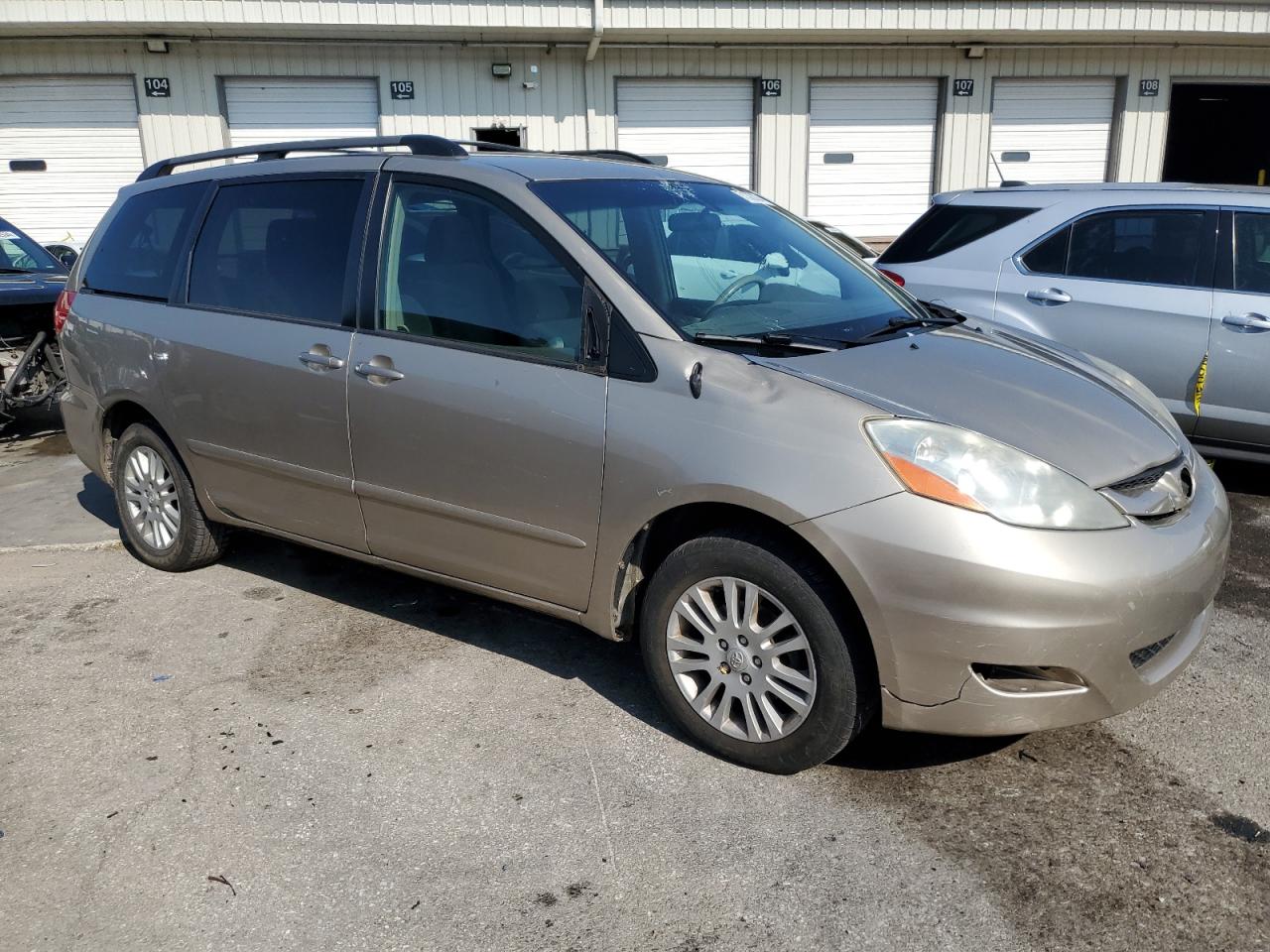 2009 Toyota Sienna - Image 4