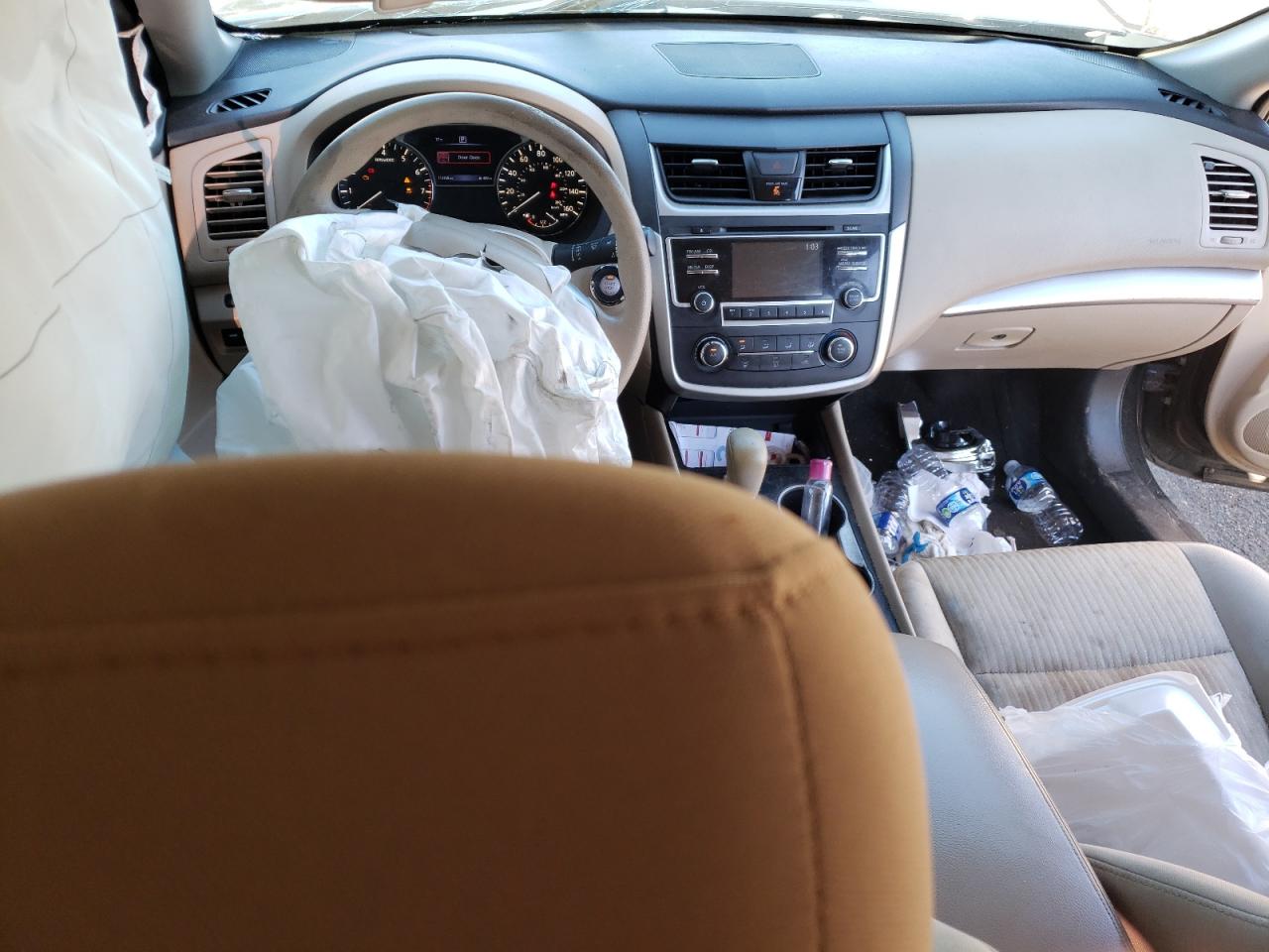 2017 Nissan Altima - Image 8