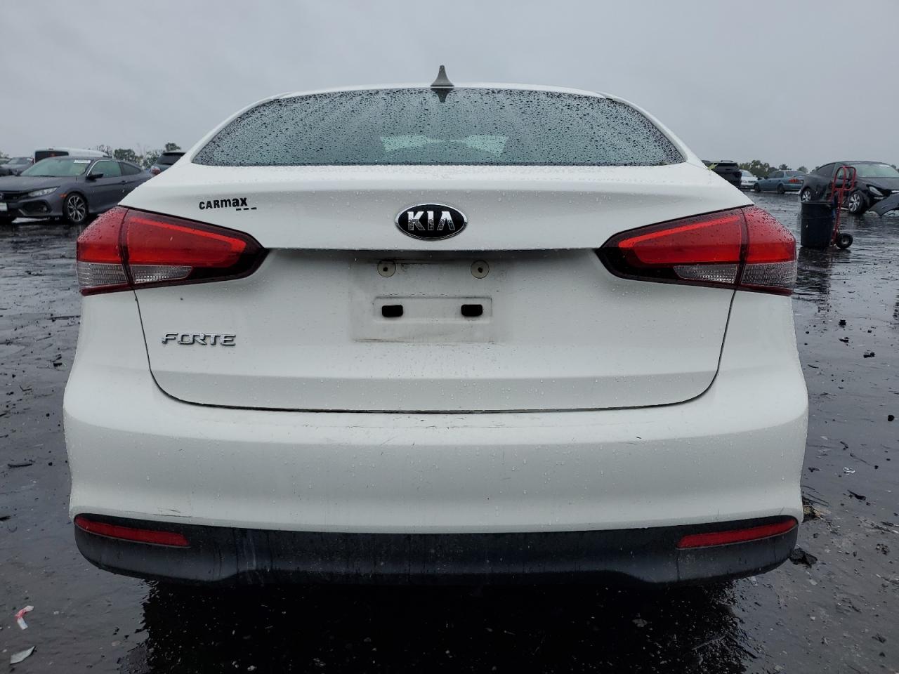 2017 Kia Forte Lx VIN: 3KPFK4A77HE051571 Lot: 70982754