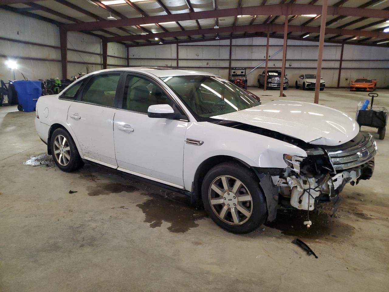 2008 Ford Taurus - Image 4