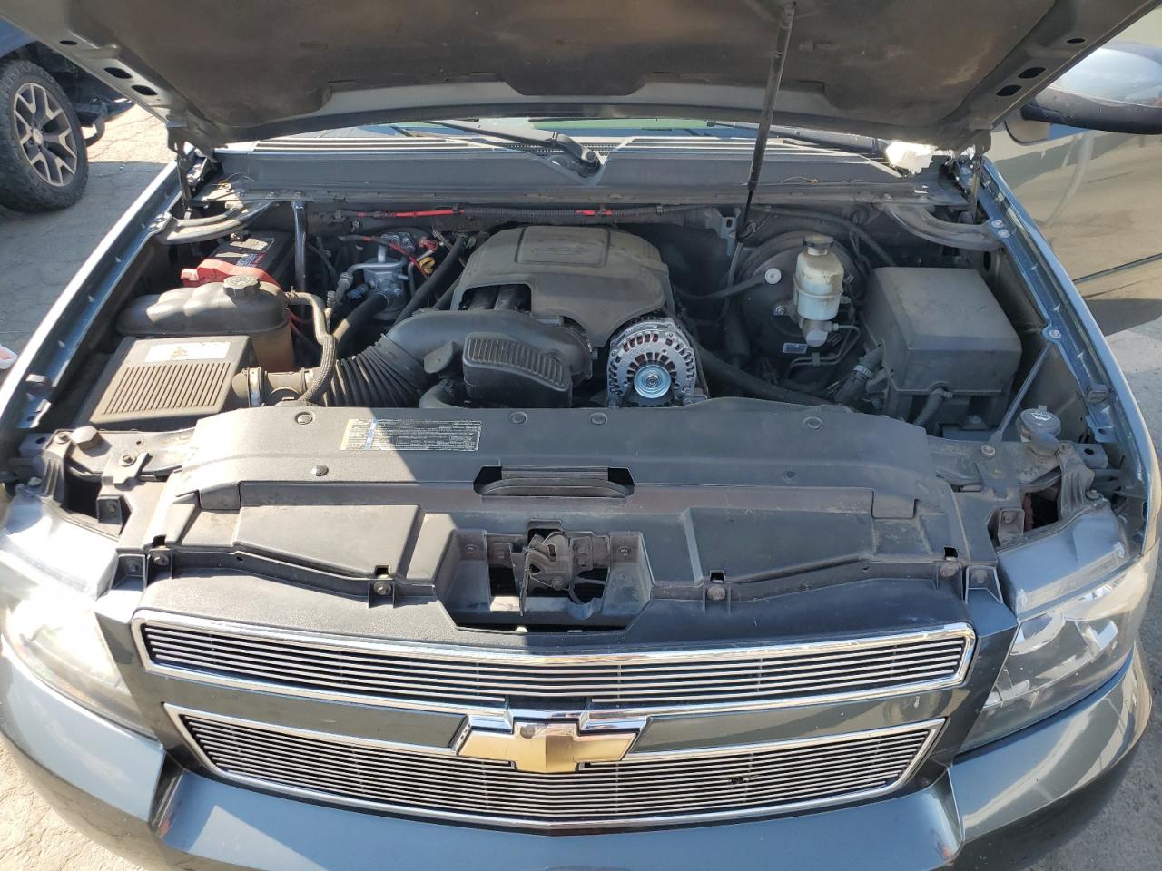 2008 Chevrolet Tahoe - Image 12