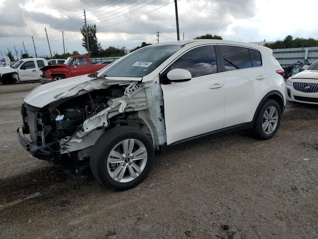 KNDPMCAC5K7613285 2019 KIA SPORTAGE - Image 1