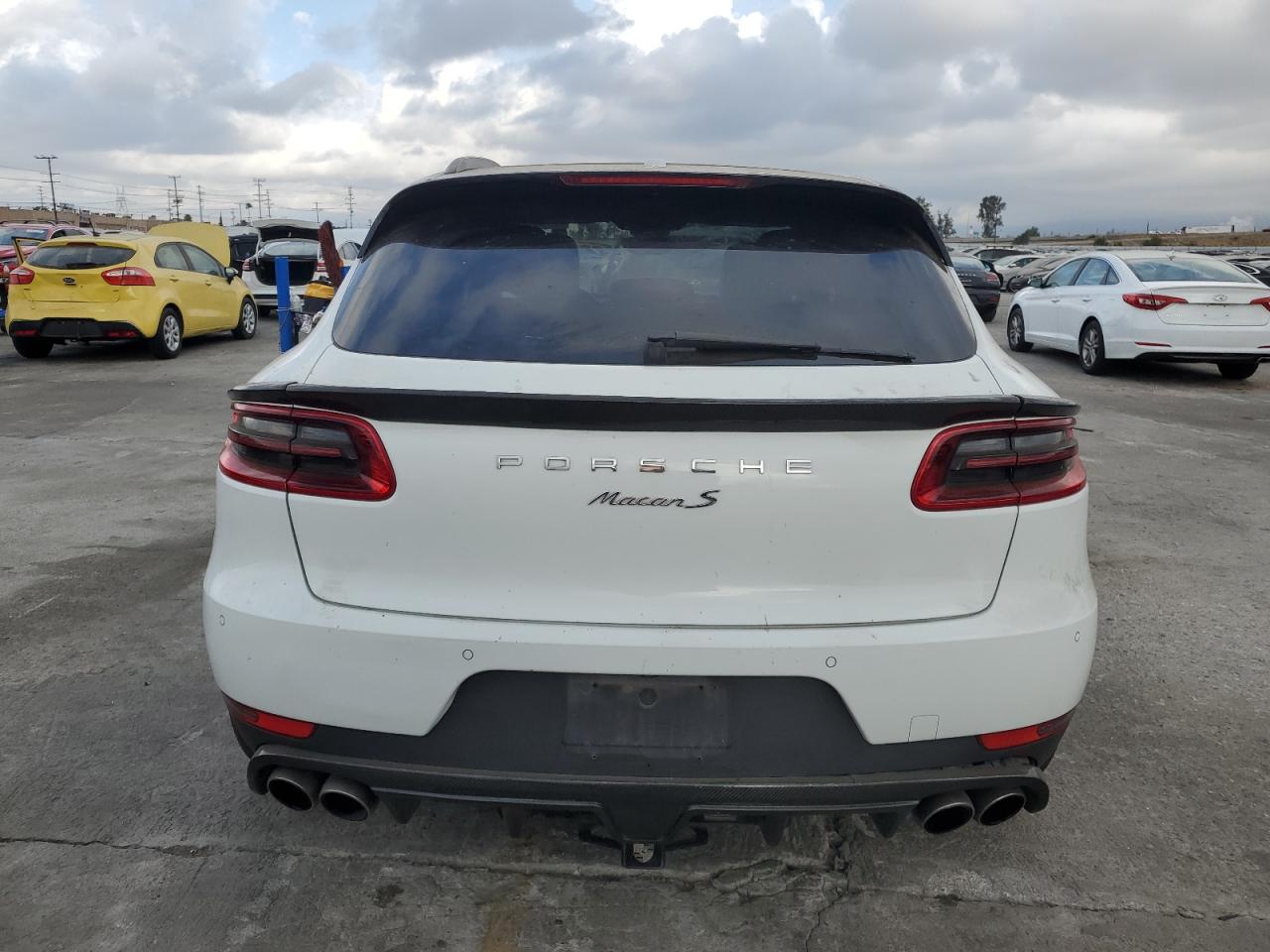 WP1AB2A57FLB61858 2015 Porsche Macan S