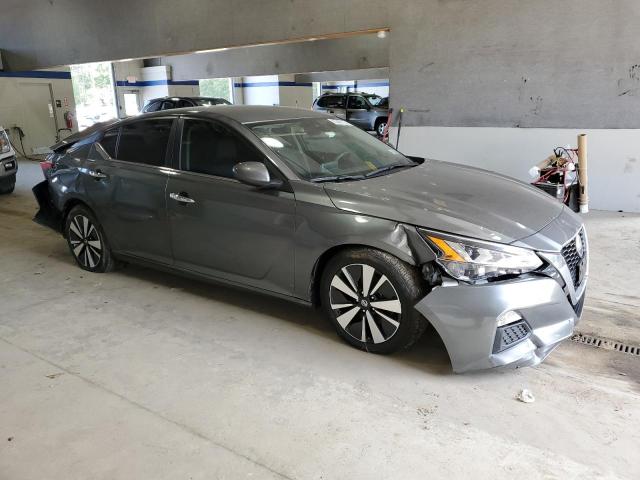 1N4BL4DVXNN353133 Nissan Altima SV 4