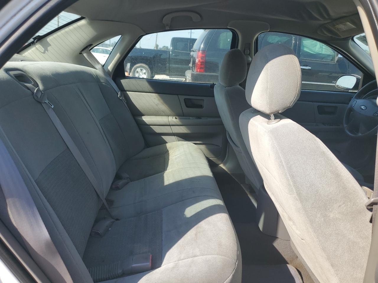 2003 Ford Taurus Se VIN: 1FAFP53233G203742 Lot: 72287254