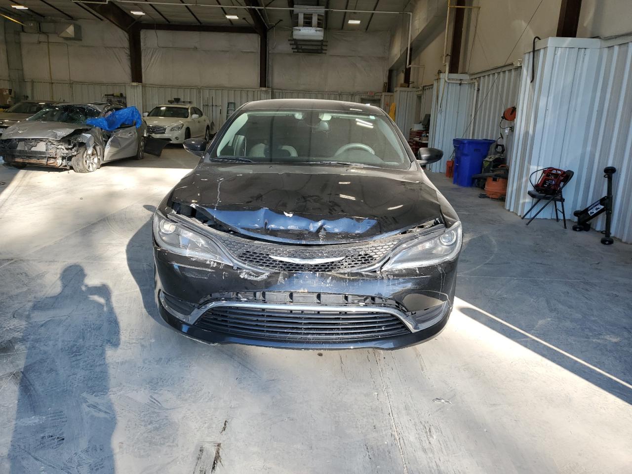 2015 Chrysler 200 - Image 5