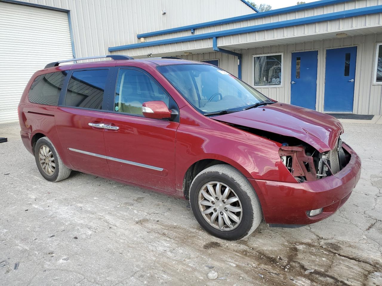 2012 Kia Sedona - Image 4