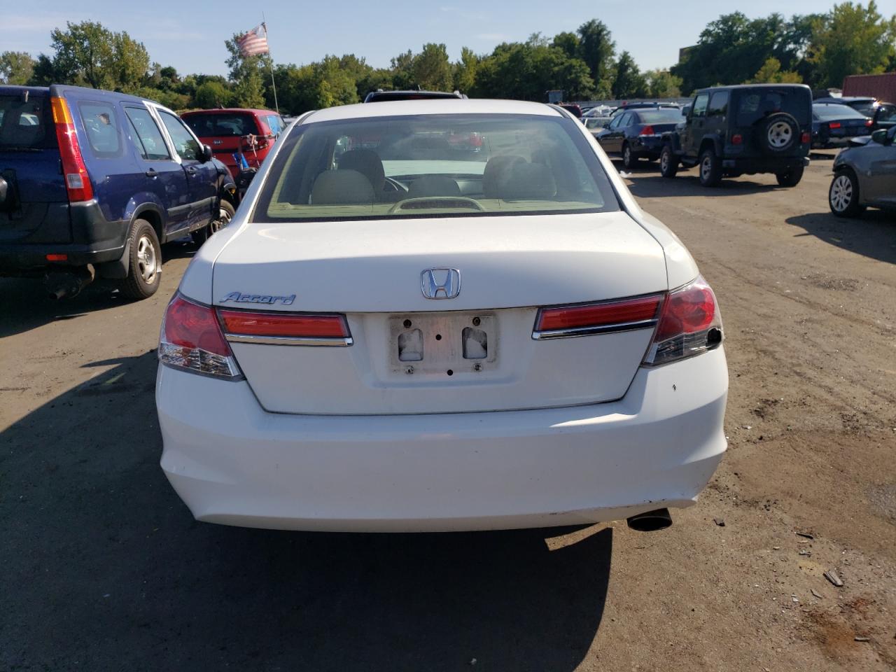 1HGCP2F42BA018478 2011 Honda Accord Lxp