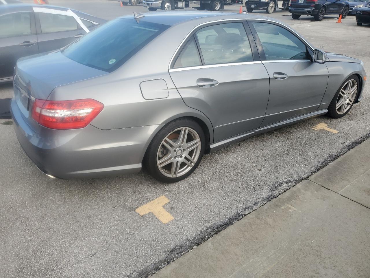 2010 Mercedes-Benz E-klasse - Image 3