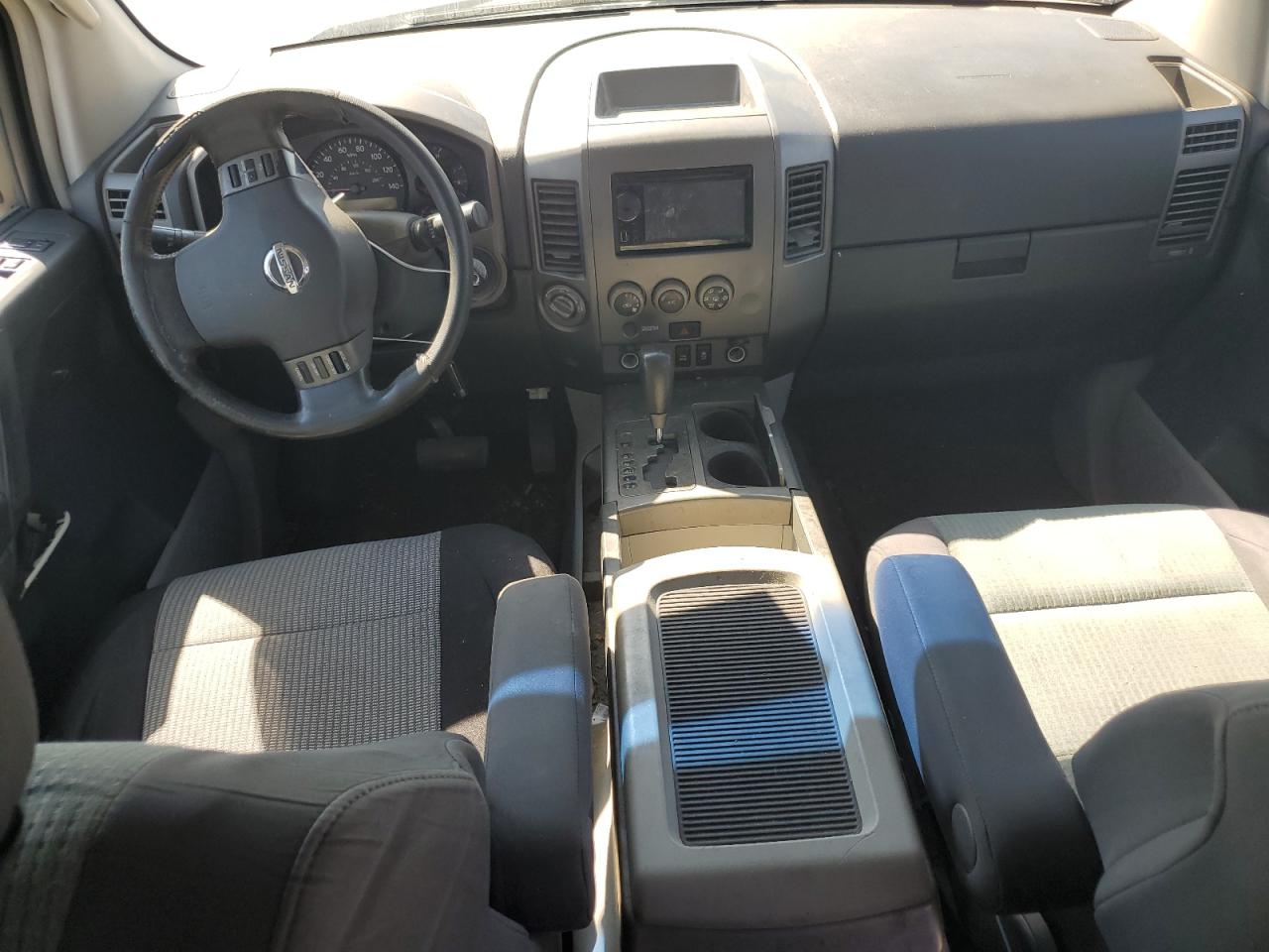 1N6AA07B54N520225 2004 Nissan Titan Xe