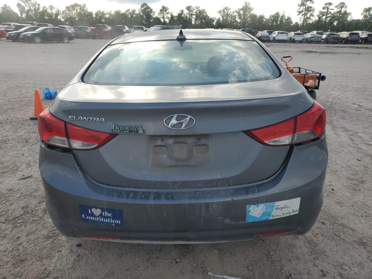 2013 Hyundai Elantra Gls VIN: 5NPDH4AE6DH413237 Lot: 73171034