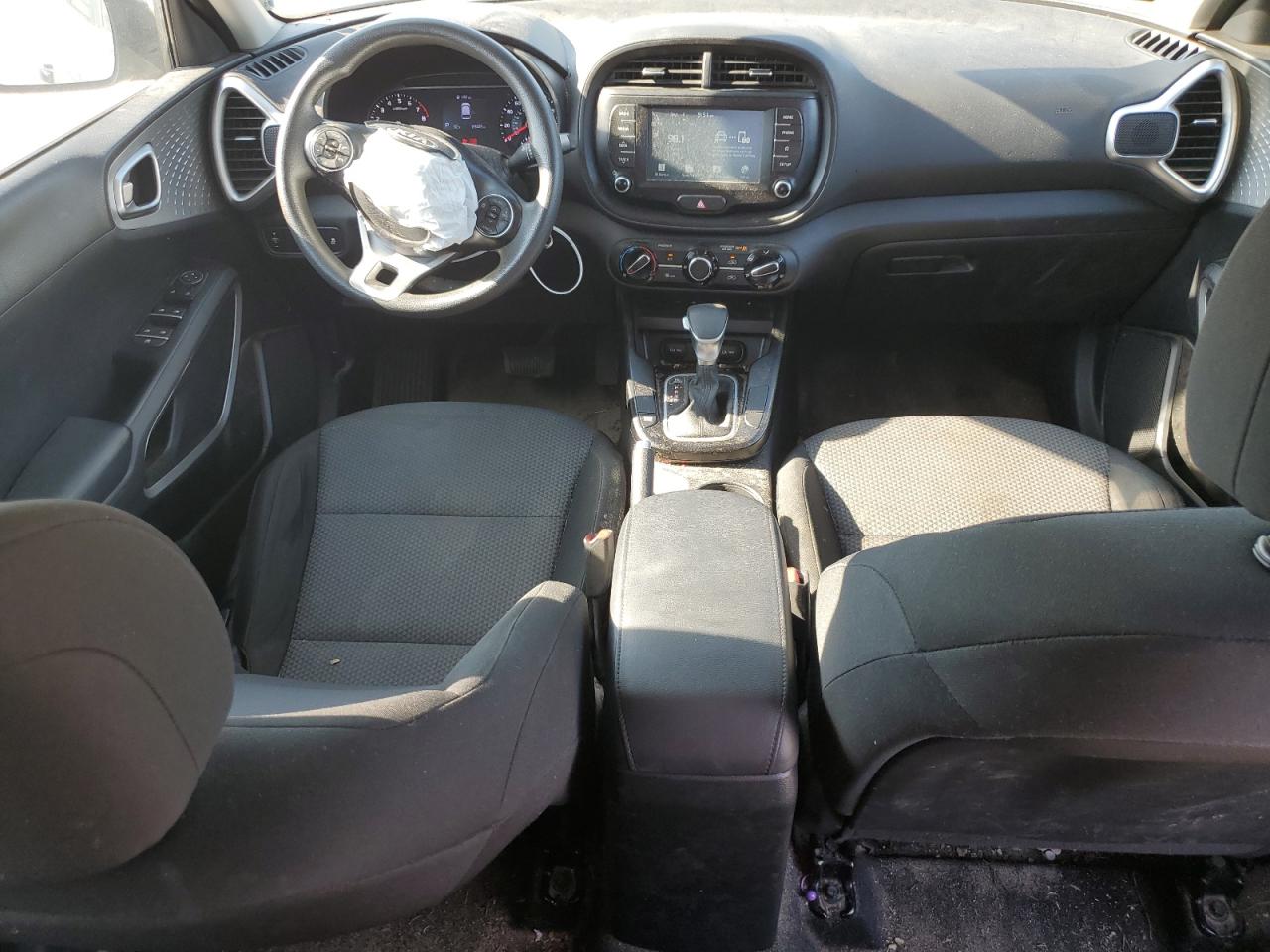 KNDJ23AU0L7704051 2020 Kia Soul Lx