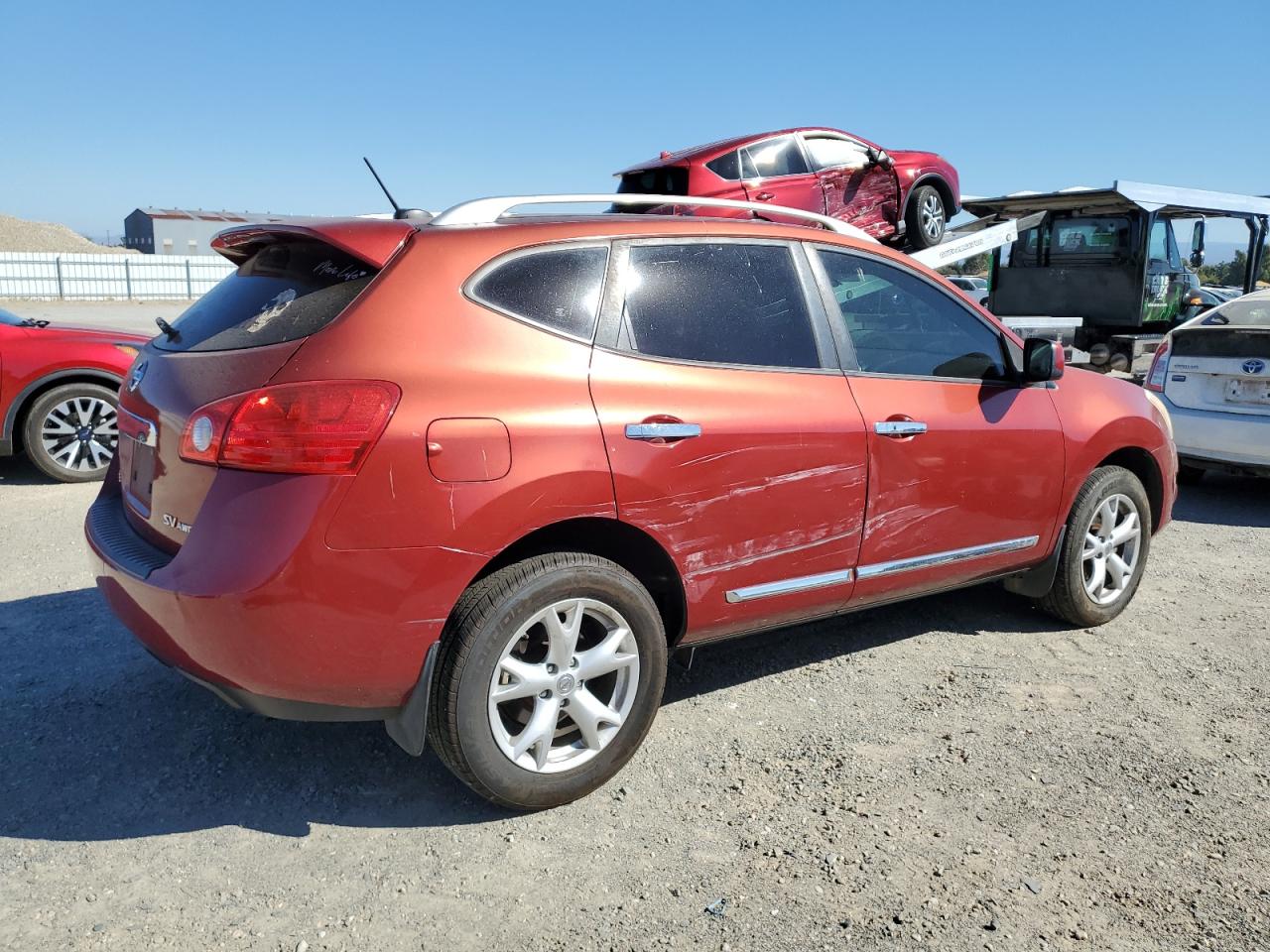 2011 Nissan Rogue - Image 3
