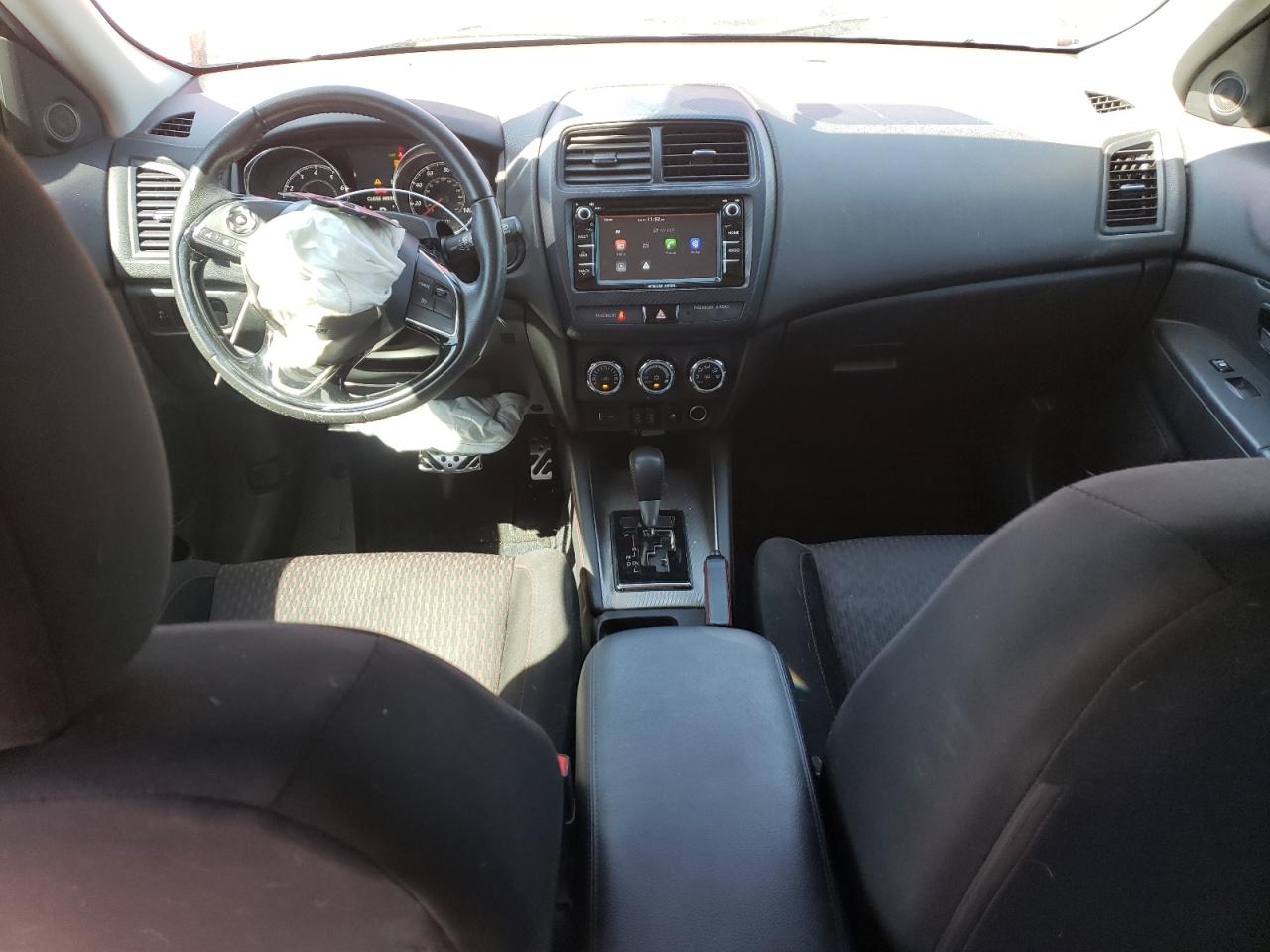 JA4AP3AU0JU007747 2018 Mitsubishi Outlander Sport Es