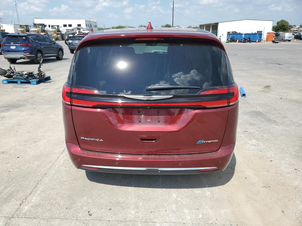 2022 Chrysler Pacifica Hybrid Touring L VIN: 2C4RC1L74NR156150 Lot: 72197714