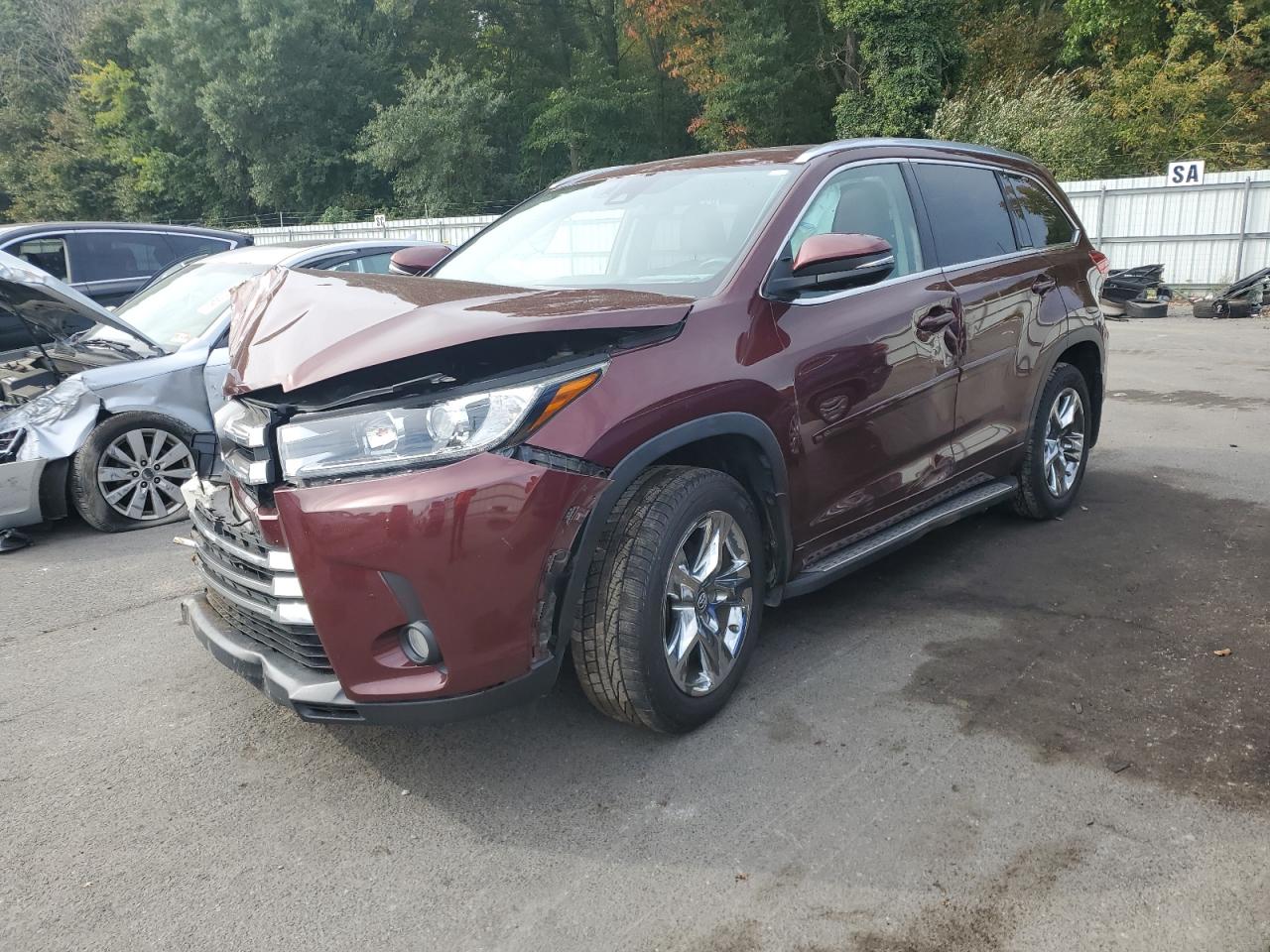 5TDDZRFH6JS492413 2018 TOYOTA HIGHLANDER - Image 1