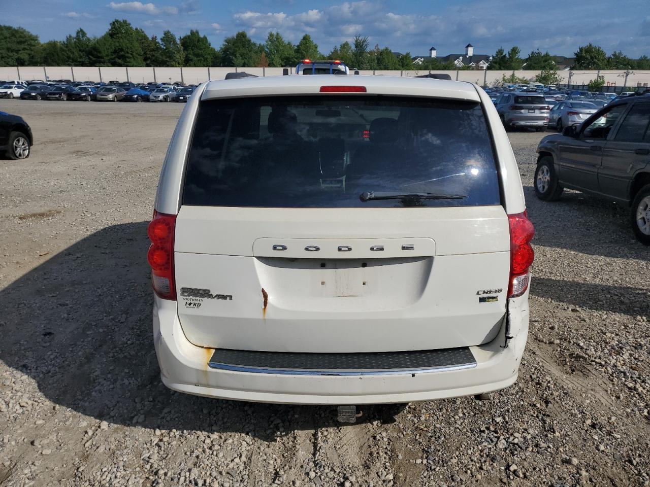 2011 Dodge Grand Caravan Crew VIN: 2D4RN5DG4BR693292 Lot: 72130364