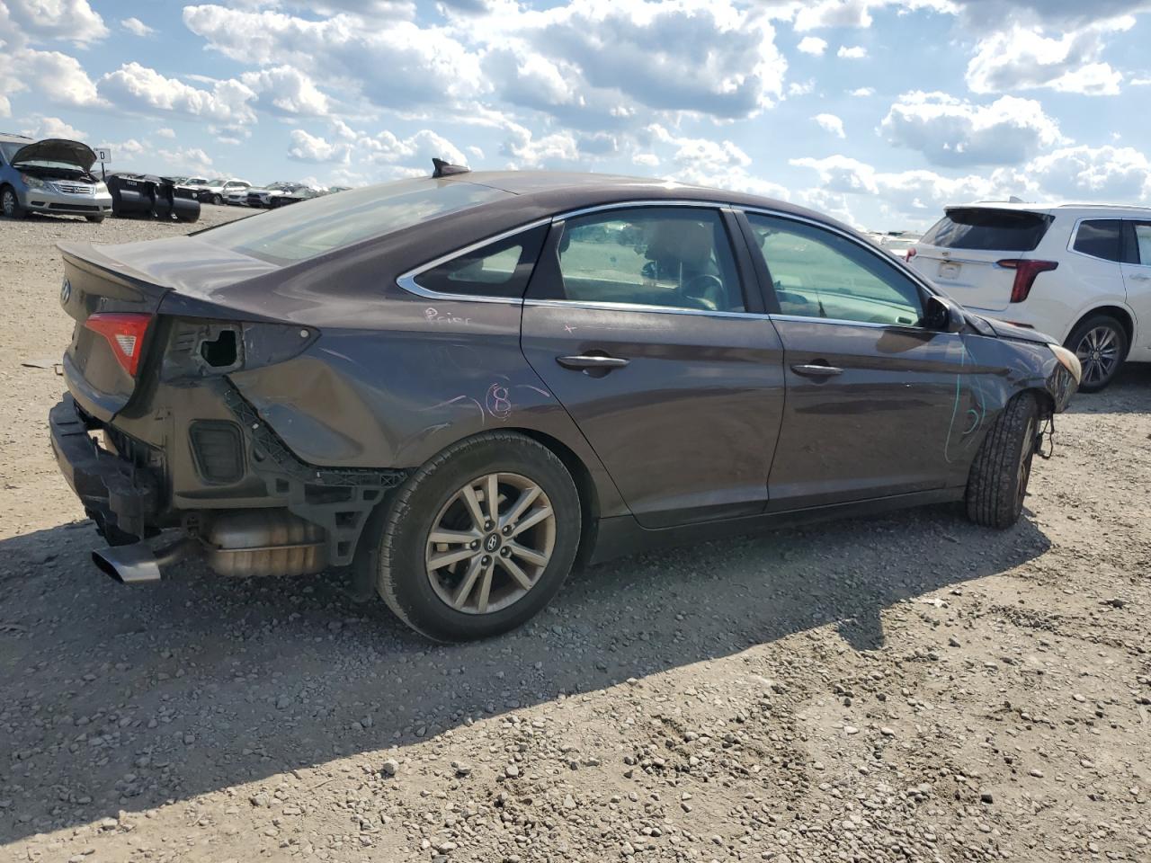 2017 Hyundai Sonata - Image 3