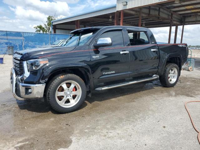 2017 Toyota Tundra Crewmax Sr5