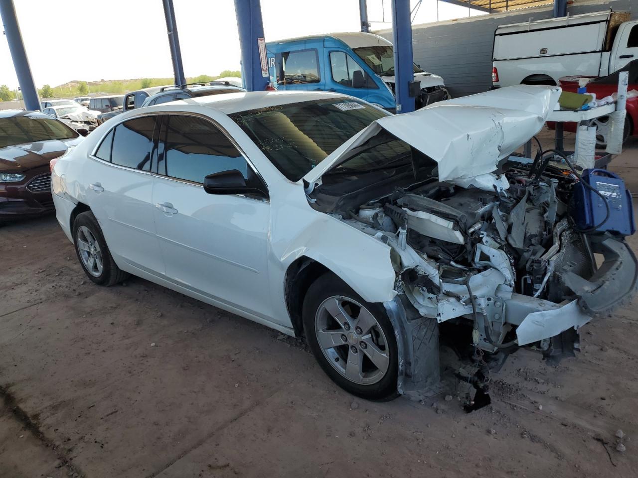 2016 Chevrolet Malibu - Image 4