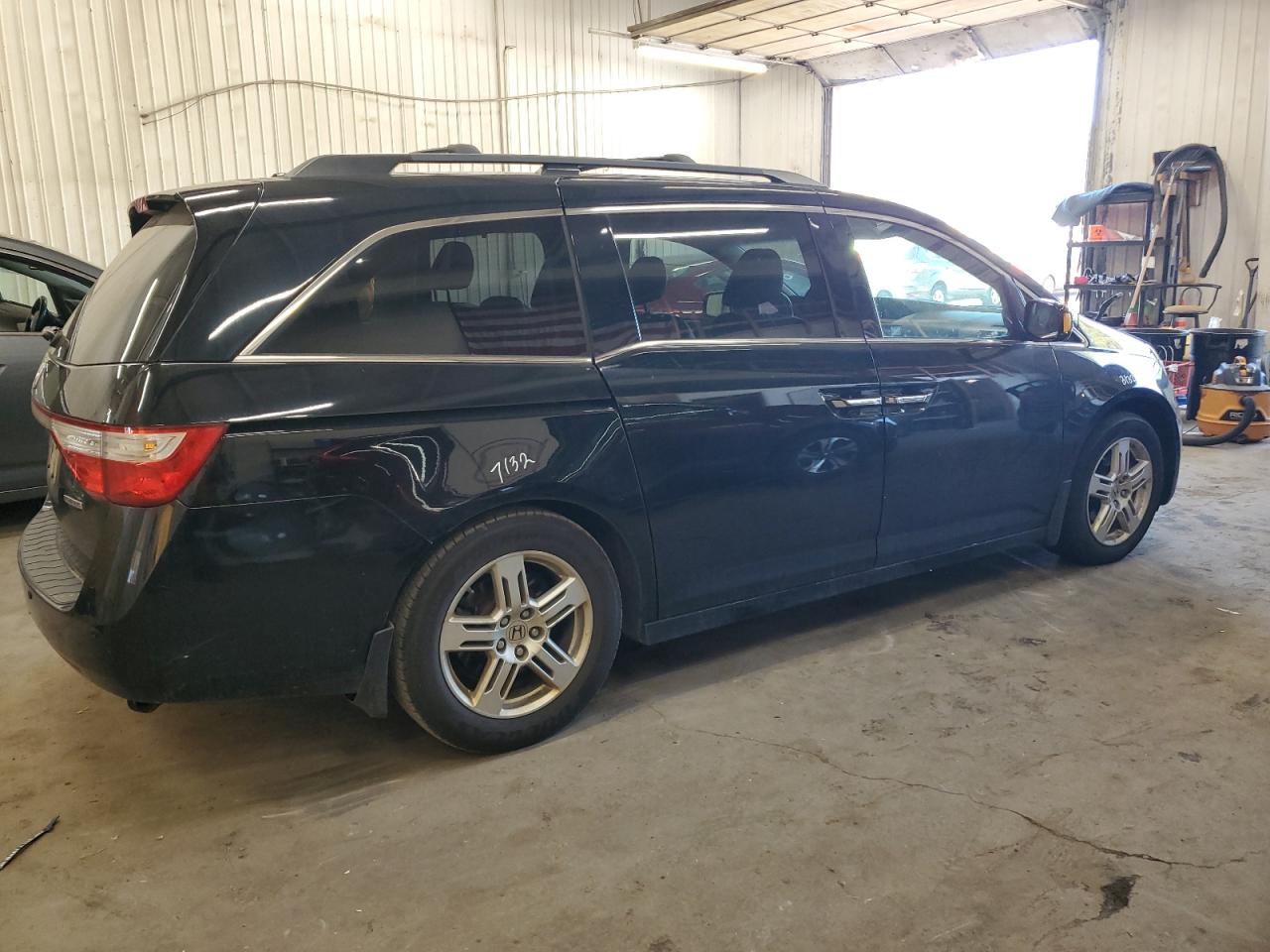 2012 Honda Odyssey - Image 3