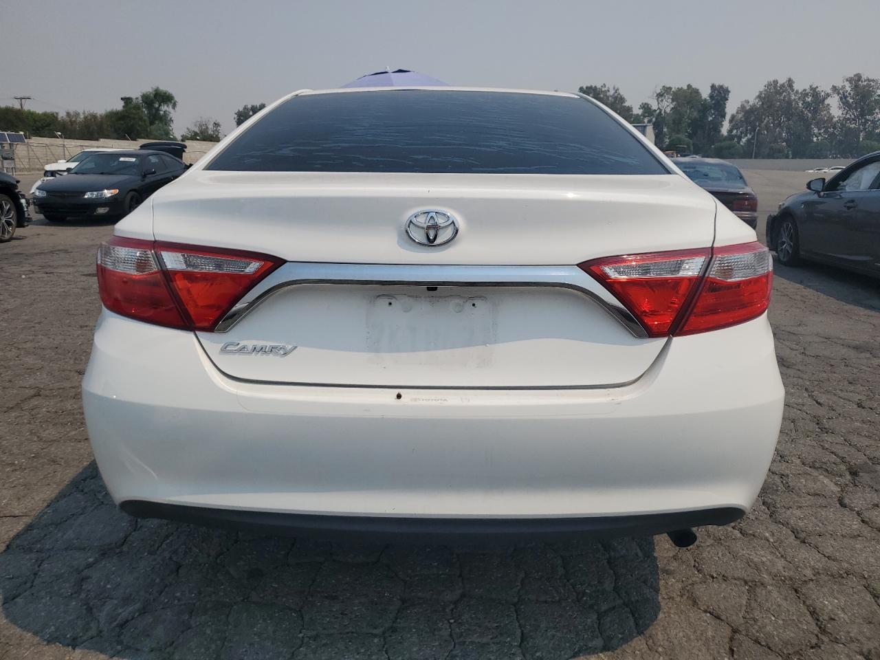 4T4BF1FK3FR453084 2015 Toyota Camry Le