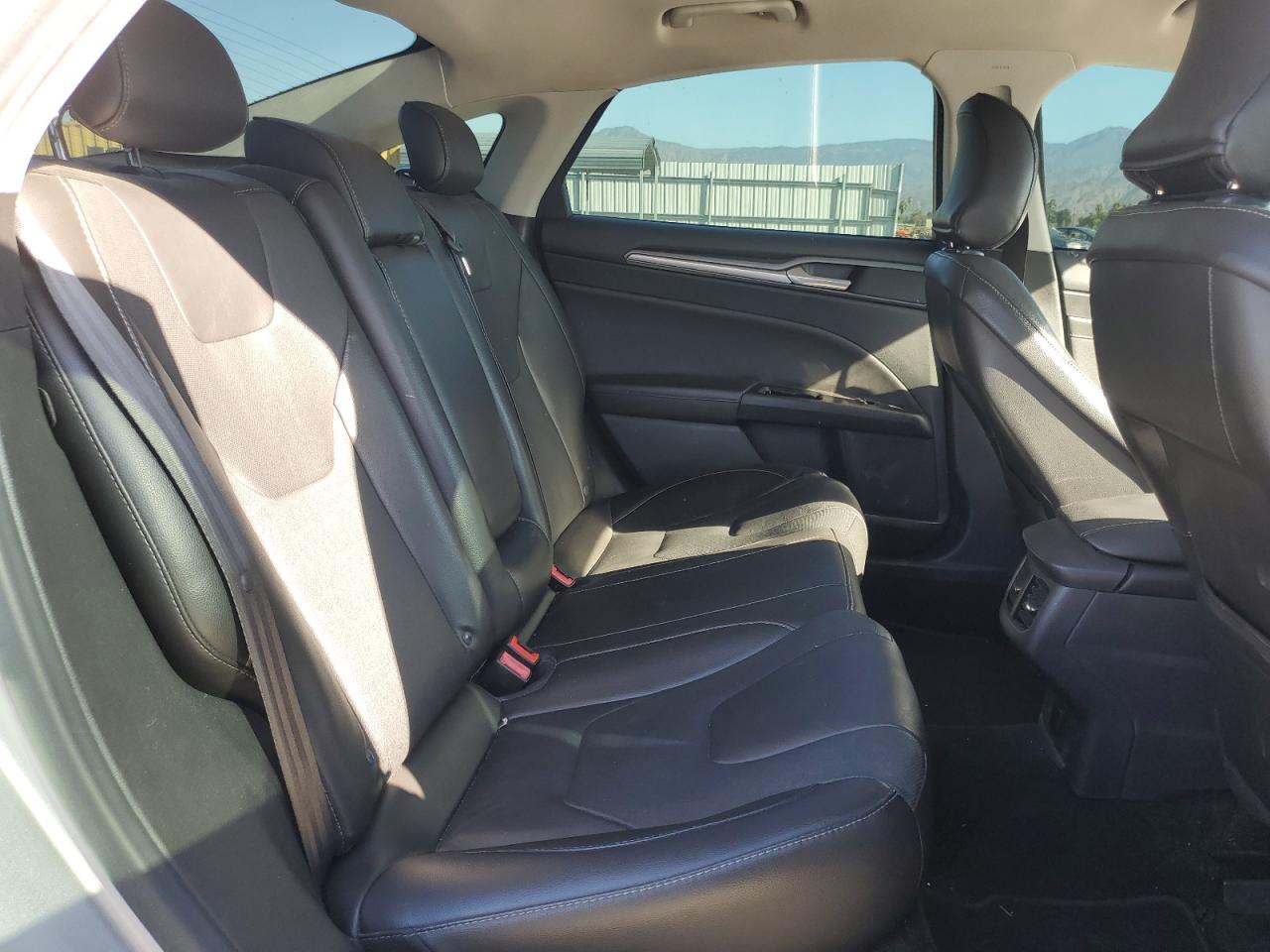 2015 Ford Fusion - Image 10