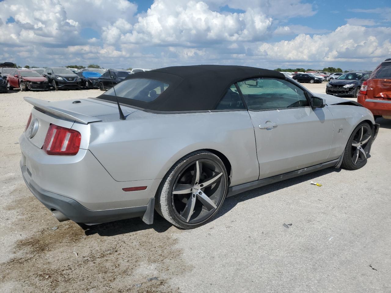 1ZVBP8FH8A5114846 2010 Ford Mustang Gt