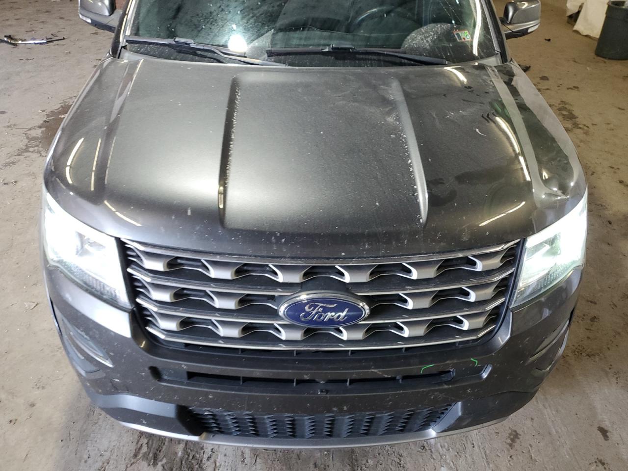 1FM5K8F81HGC23562 2017 Ford Explorer Limited