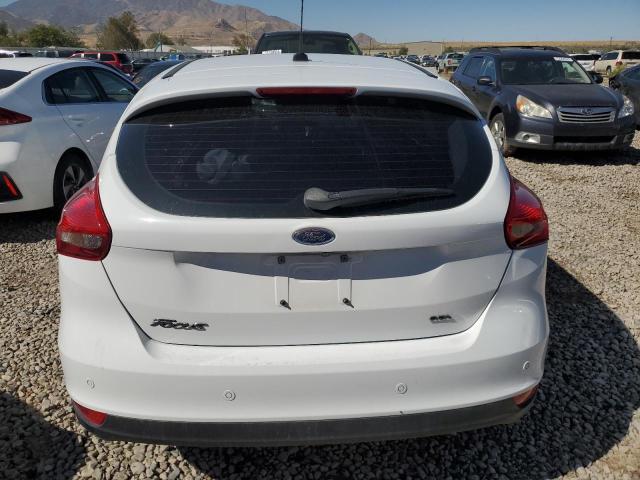 FORD FOCUS 2018 White