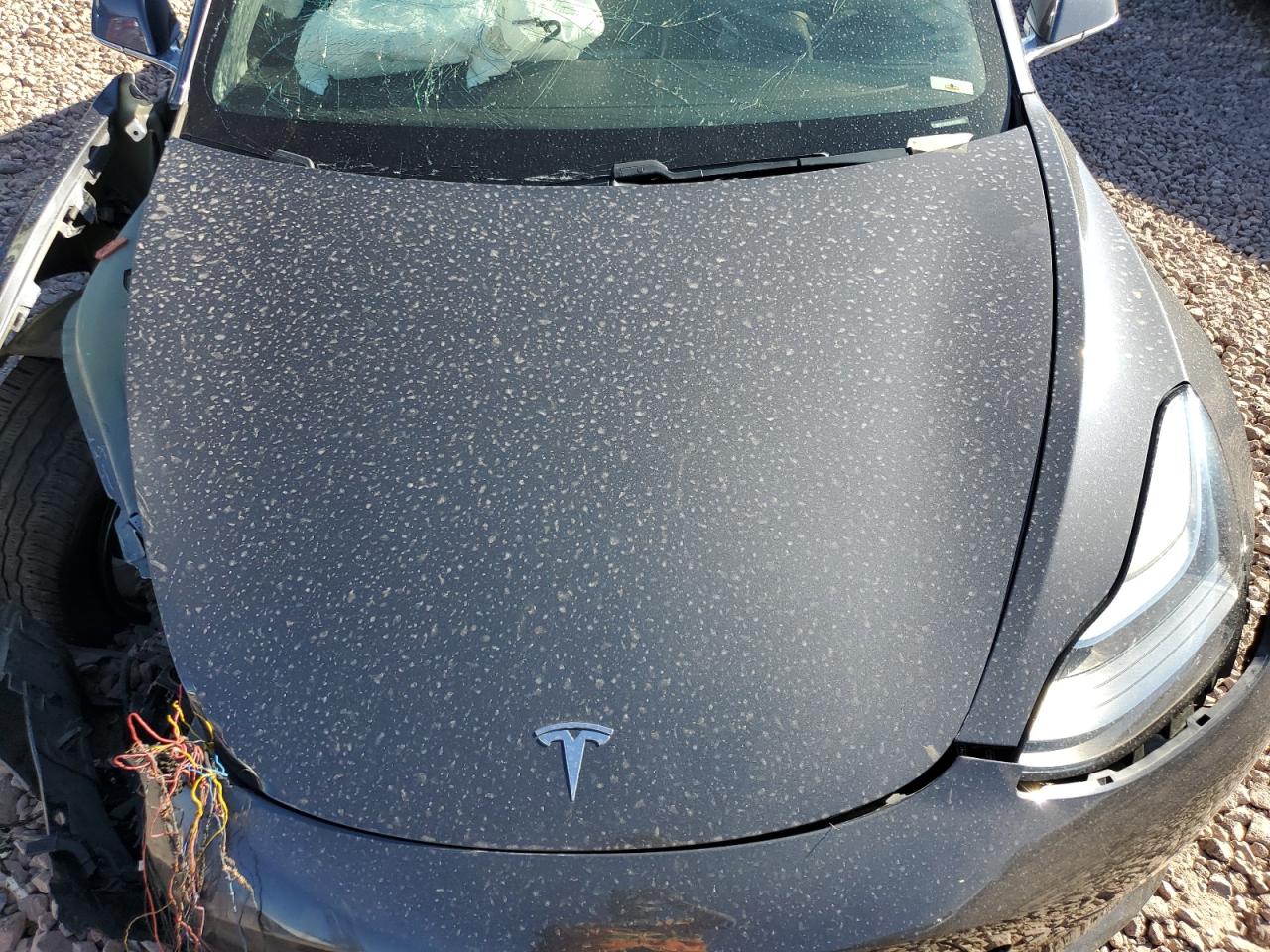 5YJ3E1EB2JF113899 2018 Tesla Model 3