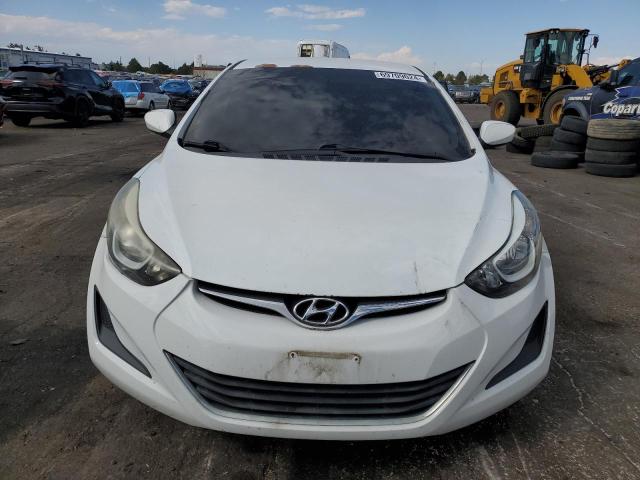 Sedans HYUNDAI ELANTRA 2016 Biały