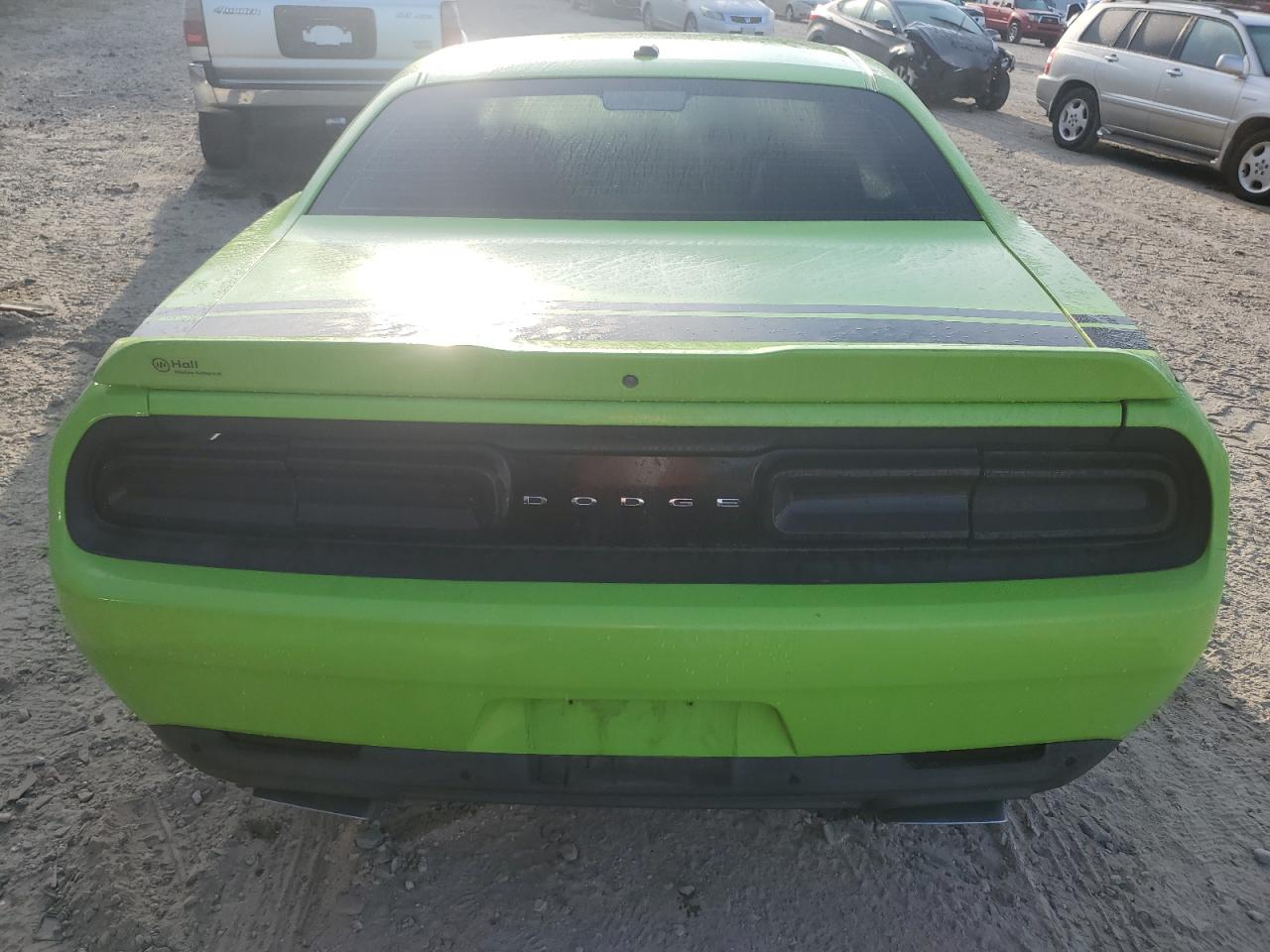 2015 Dodge Challenger Sxt VIN: 2C3CDZAT9FH883488 Lot: 71246164