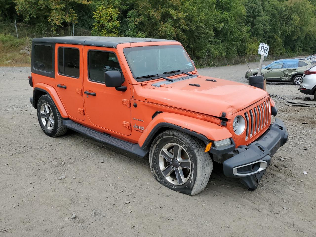 2018 Jeep Wrangler Unlimited Sahara VIN: 1C4HJXEG5JW275764 Lot: 71931984